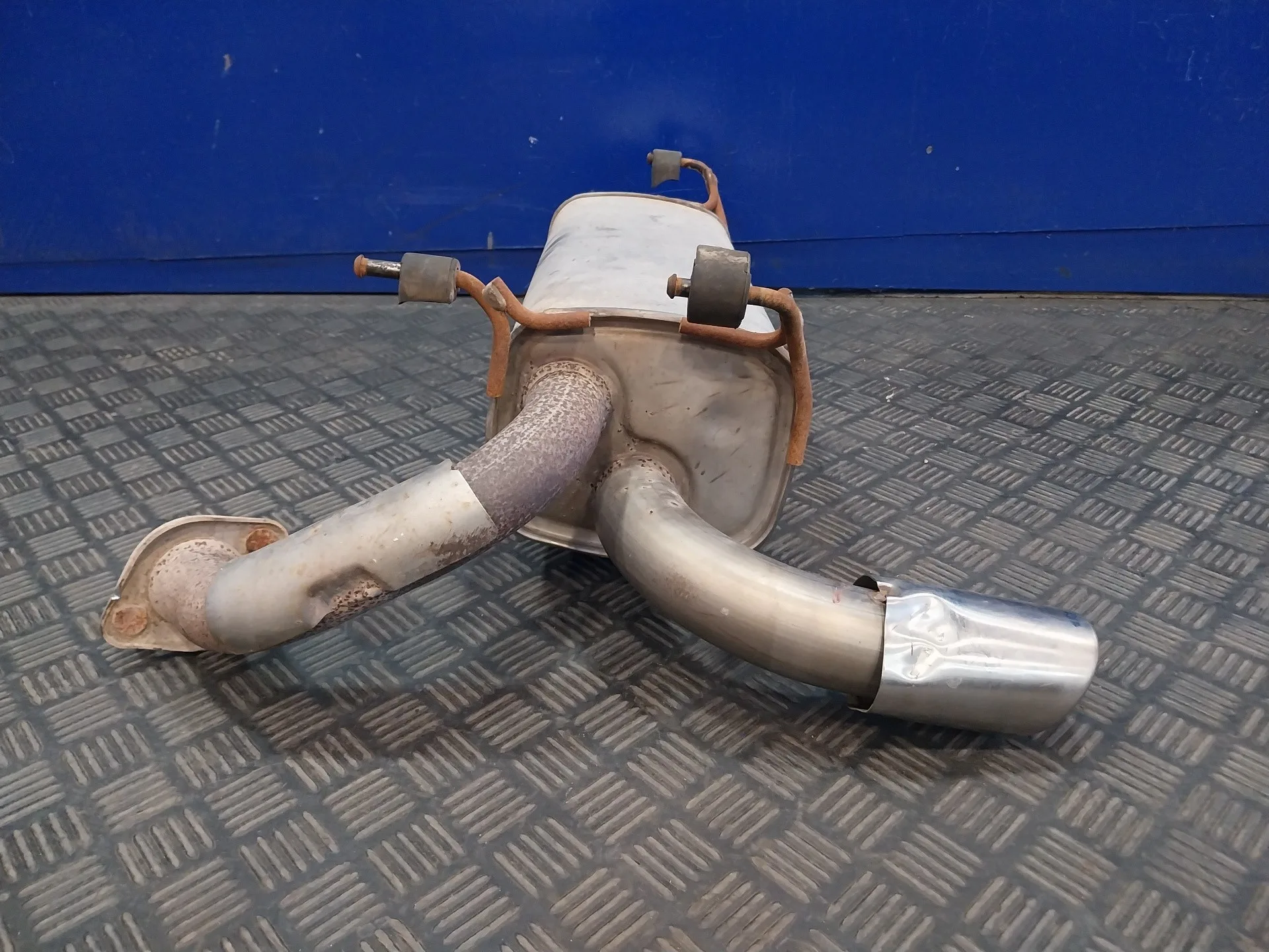 Silenciador Trasero para Nissan Juke (F15)