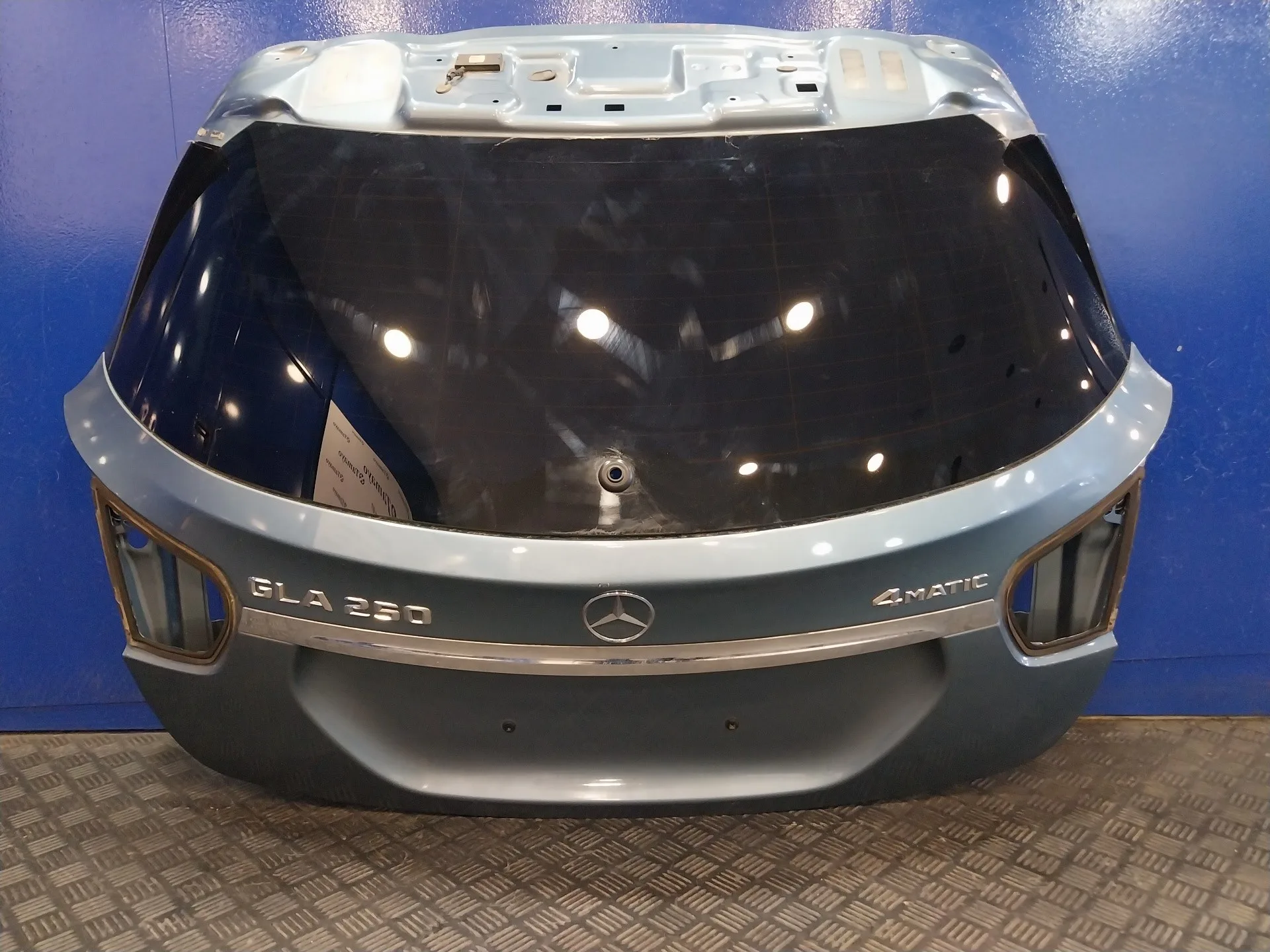 Porton Trasero para Mercedes-Benz Clase Gla (W156)