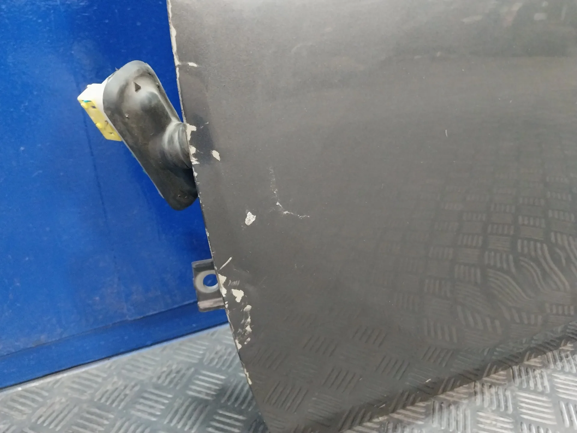 Puerta Delantera Izquierda para Peugeot 208