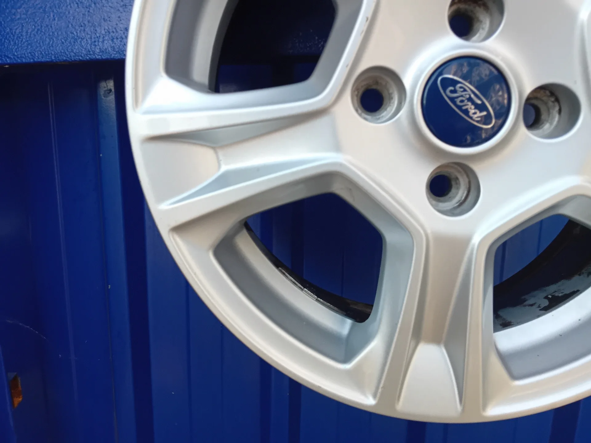 Llanta para Ford Tourneo Courier (C4A)