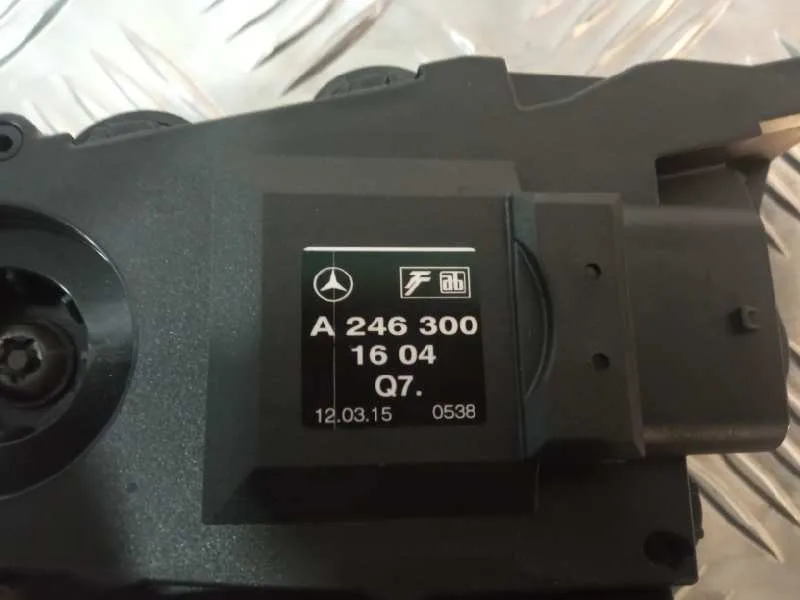 Pedal Acelerador para Mercedes-Benz Clase Gla (W156)