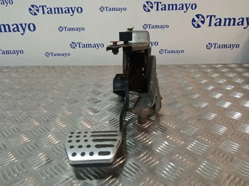 Pedal Freno para Nissan Juke (F15)