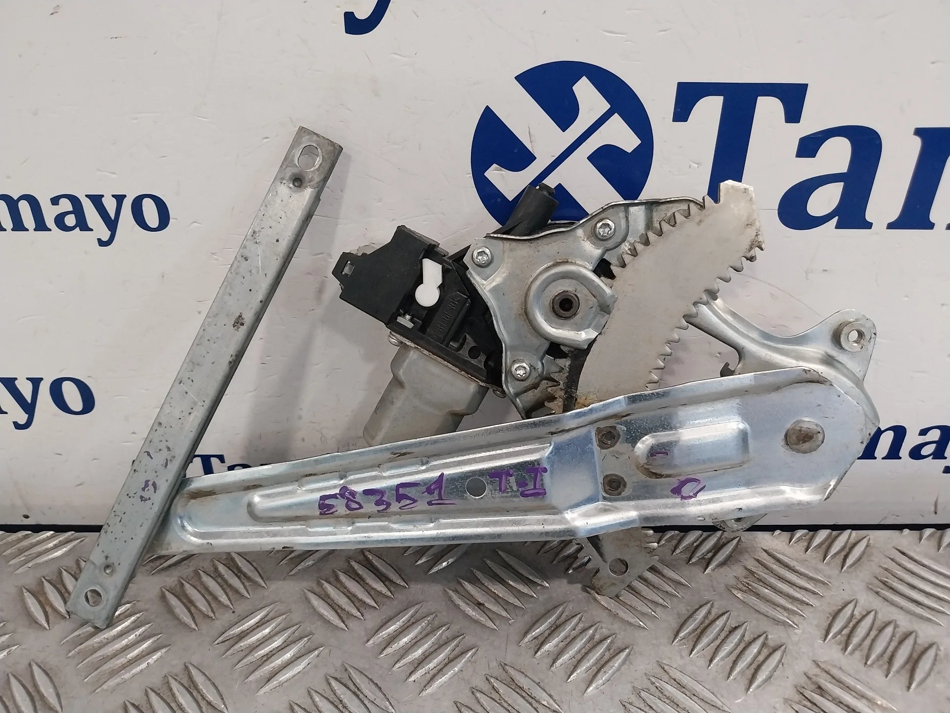 Elevalunas Trasero Izquierdo para Nissan Juke (F15)