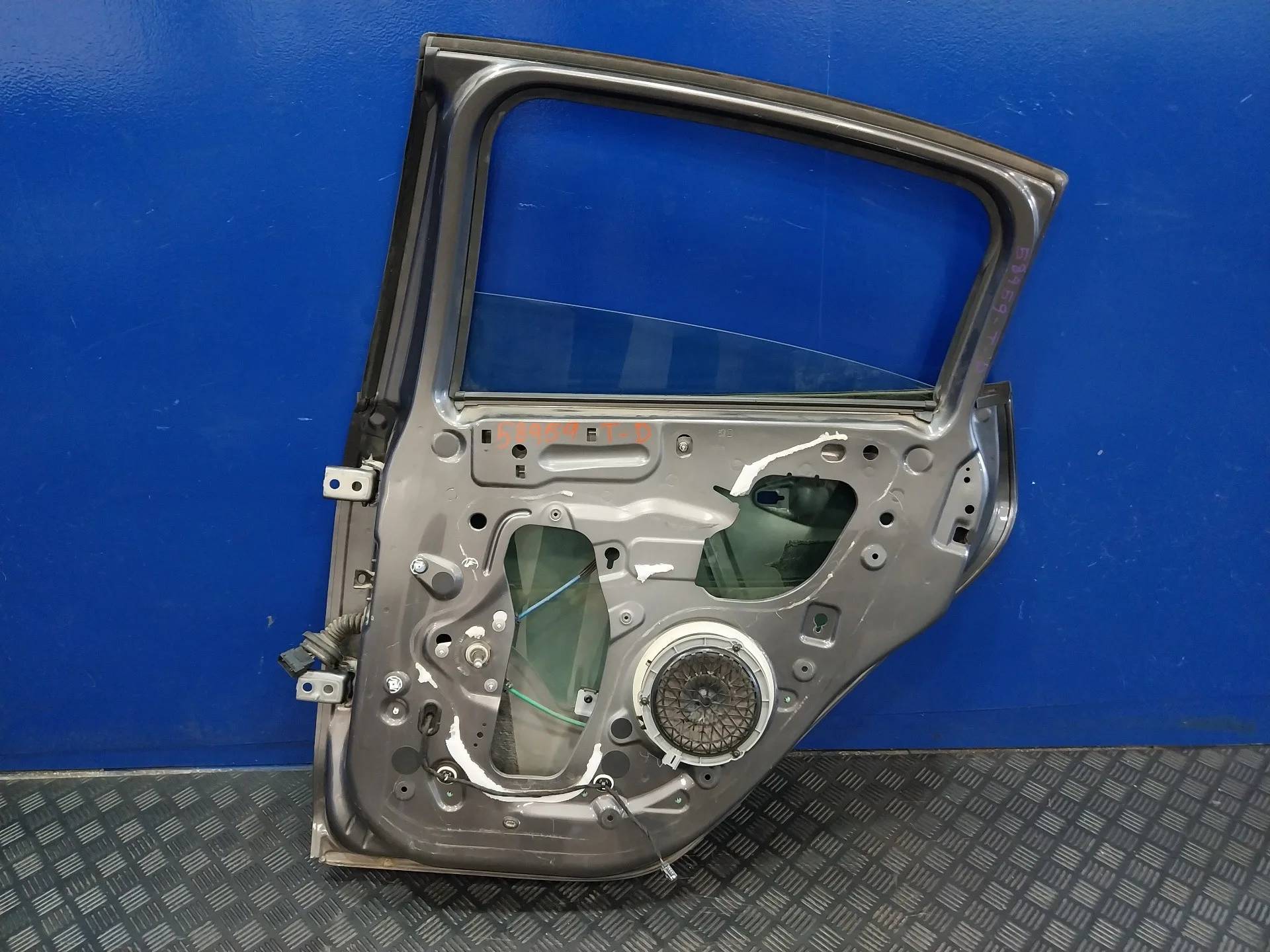 Puerta Trasera Derecha para Peugeot 208