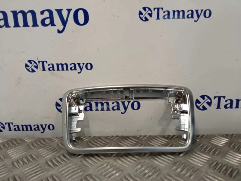 Moldura para Mercedes-Benz Clase Gla (W156)
