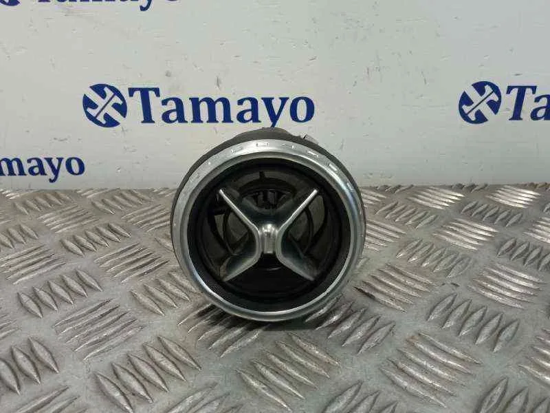 Rejilla Aireadora para Mercedes-Benz Clase Gla (W156)