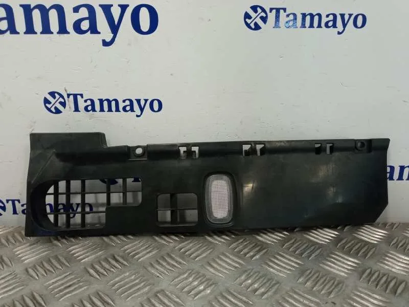 Moldura para Mercedes-Benz Clase Gla (W156)