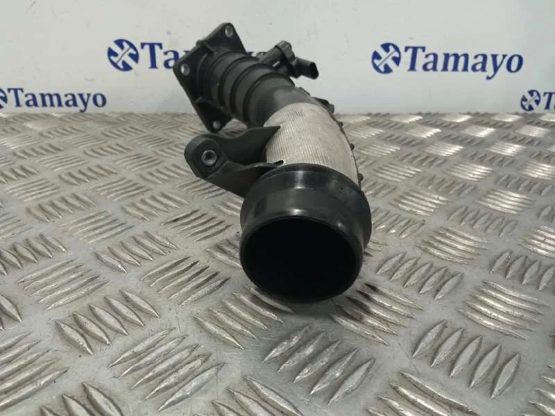 Tubo para Mercedes-Benz Clase Gla (W156)