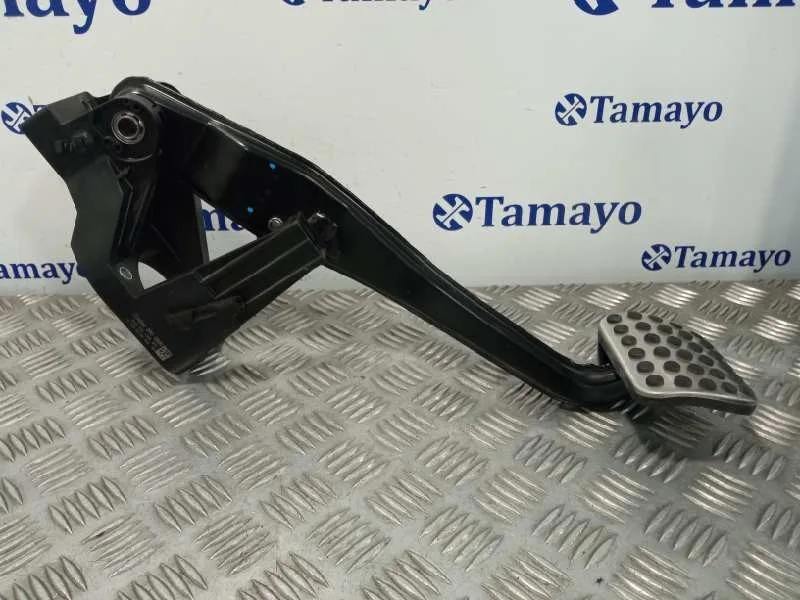 Pedal Freno para Mercedes-Benz Clase Gla (W156)