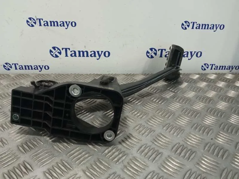 Pedal Freno para Mercedes-Benz Clase Gla (W156)