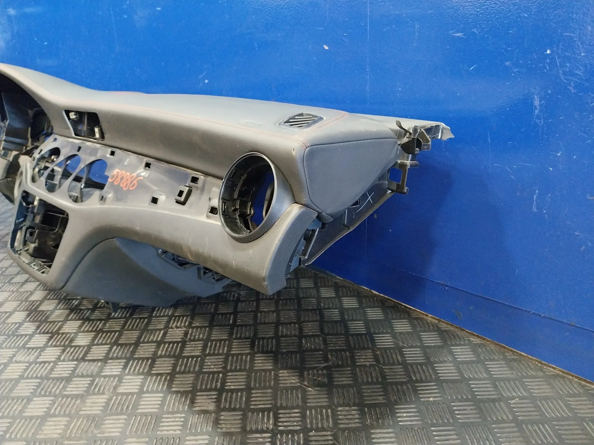 Salpicadero para Mercedes-Benz Clase Gla (W156)