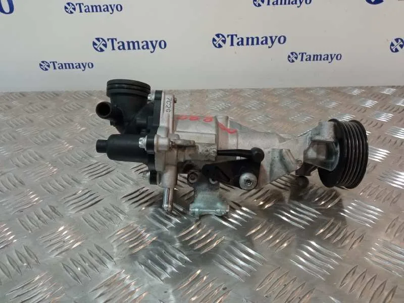 Bomba Agua para Mercedes-Benz Clase Gla (W156)