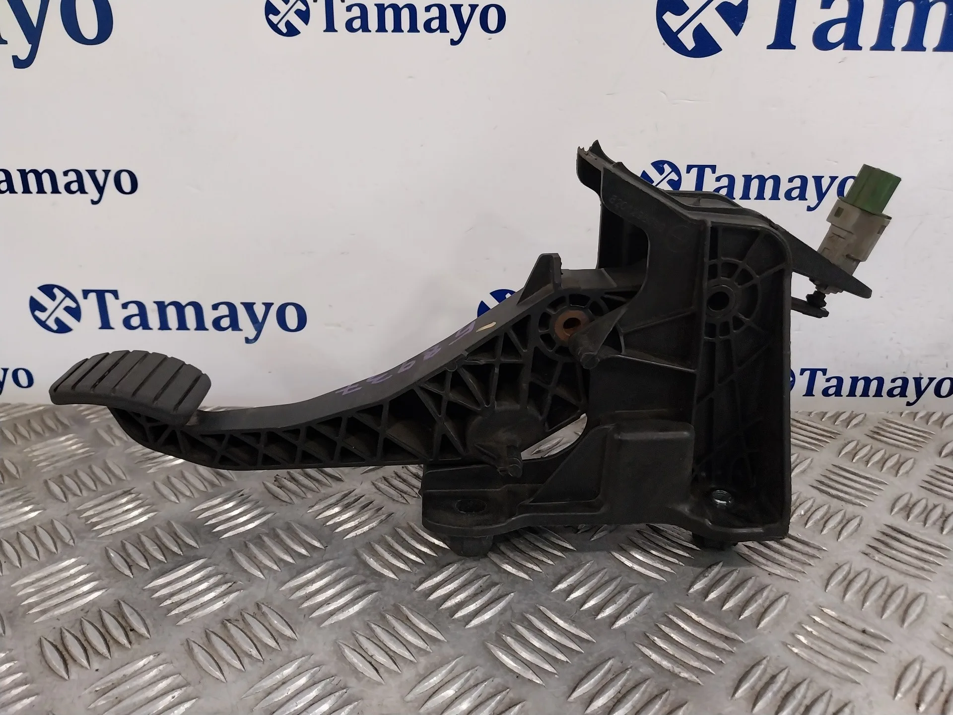 Pedal Embrague para Dacia Sandero