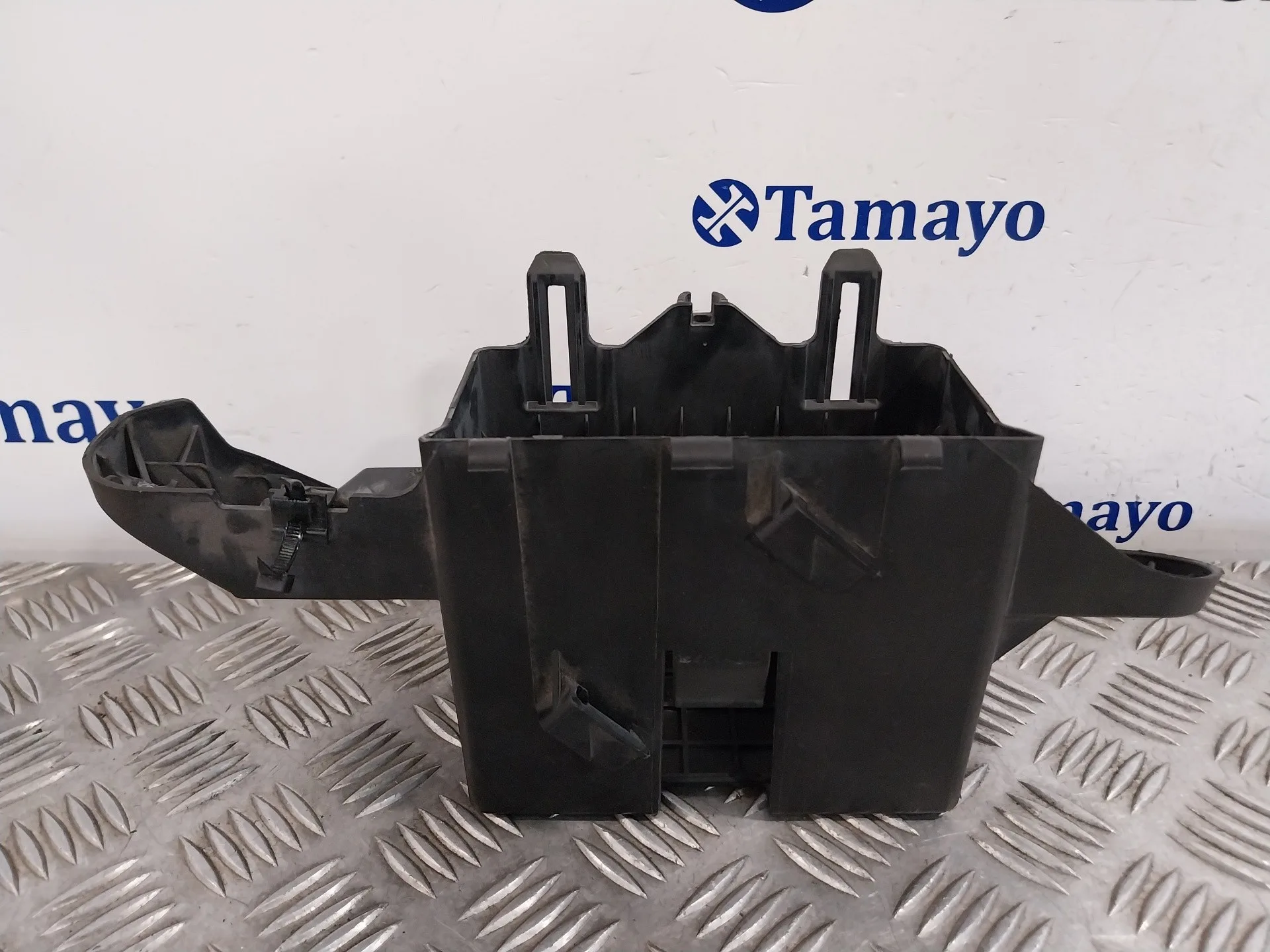 Soporte Bateria para Mercedes-Benz Clase Gla (W156)