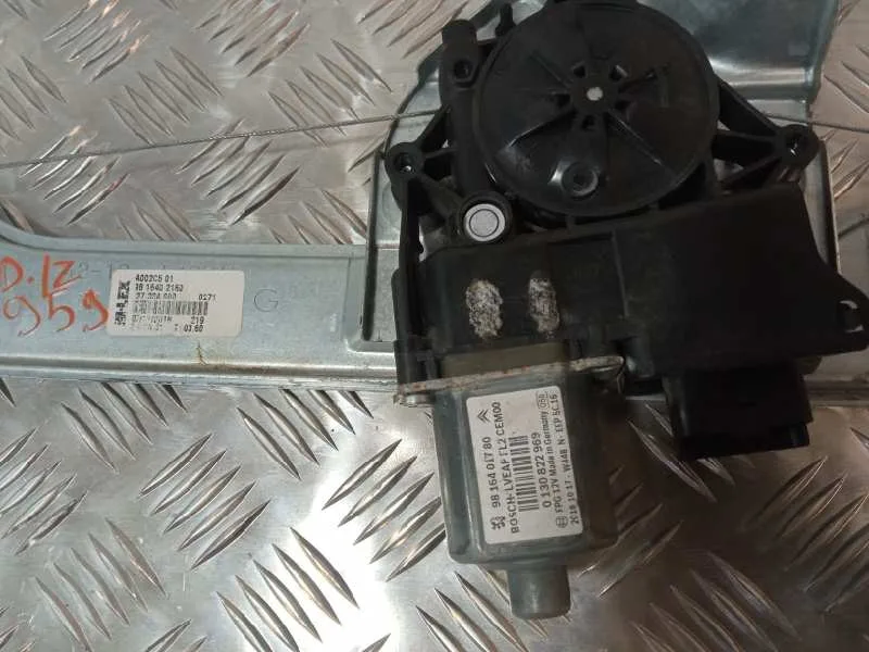 Elevalunas Delantero Izquierdo para Peugeot 208