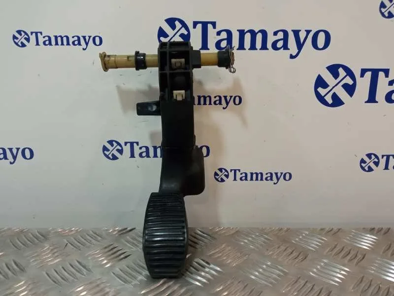 Pedal Embrague para Fiat Punto Berlina (188)