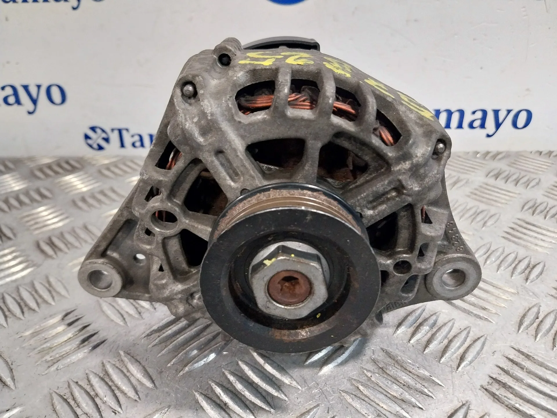 Alternador para Nissan Micra (K12E)