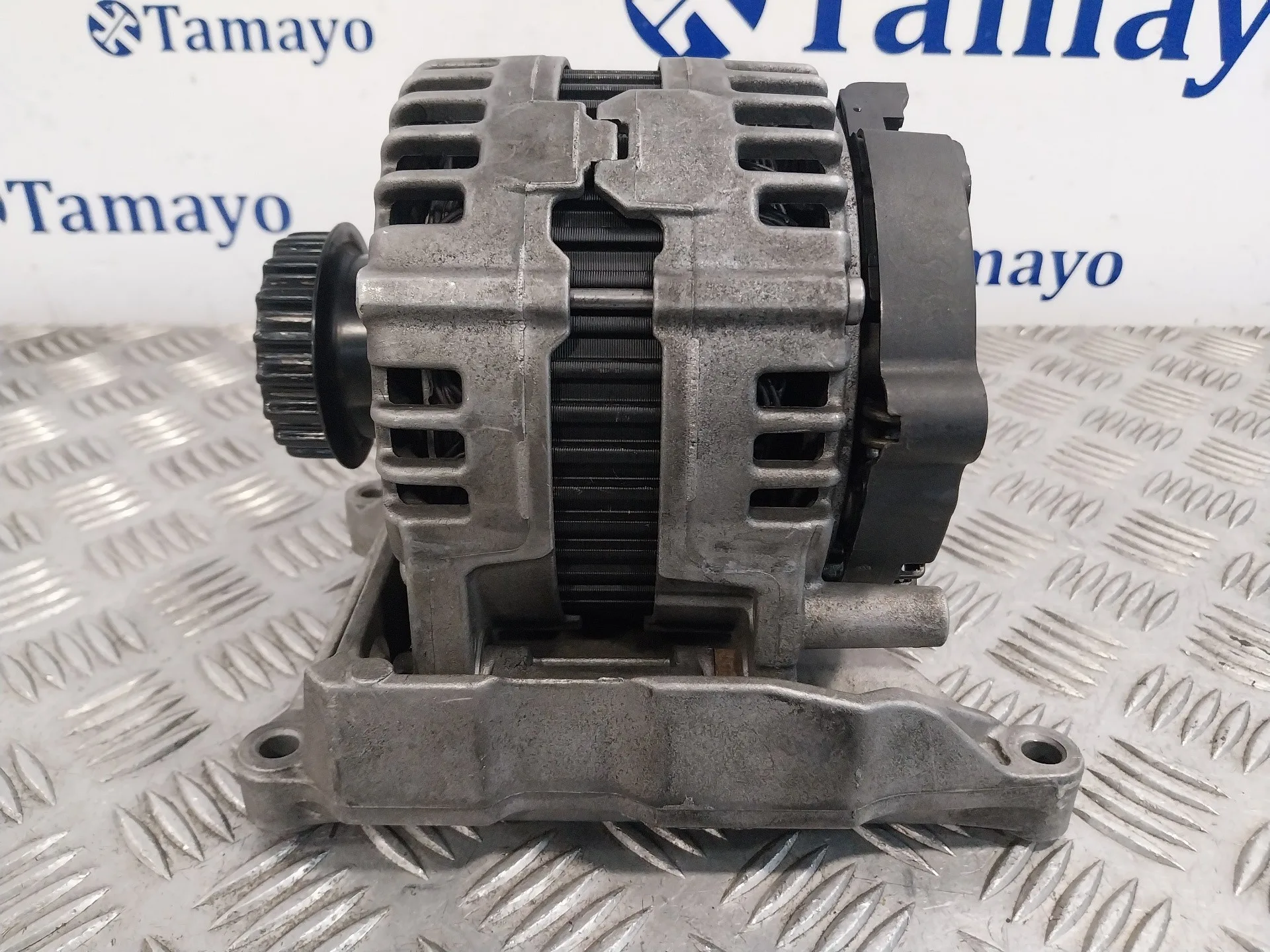 Alternador para Volkswagen Touareg (7L6)