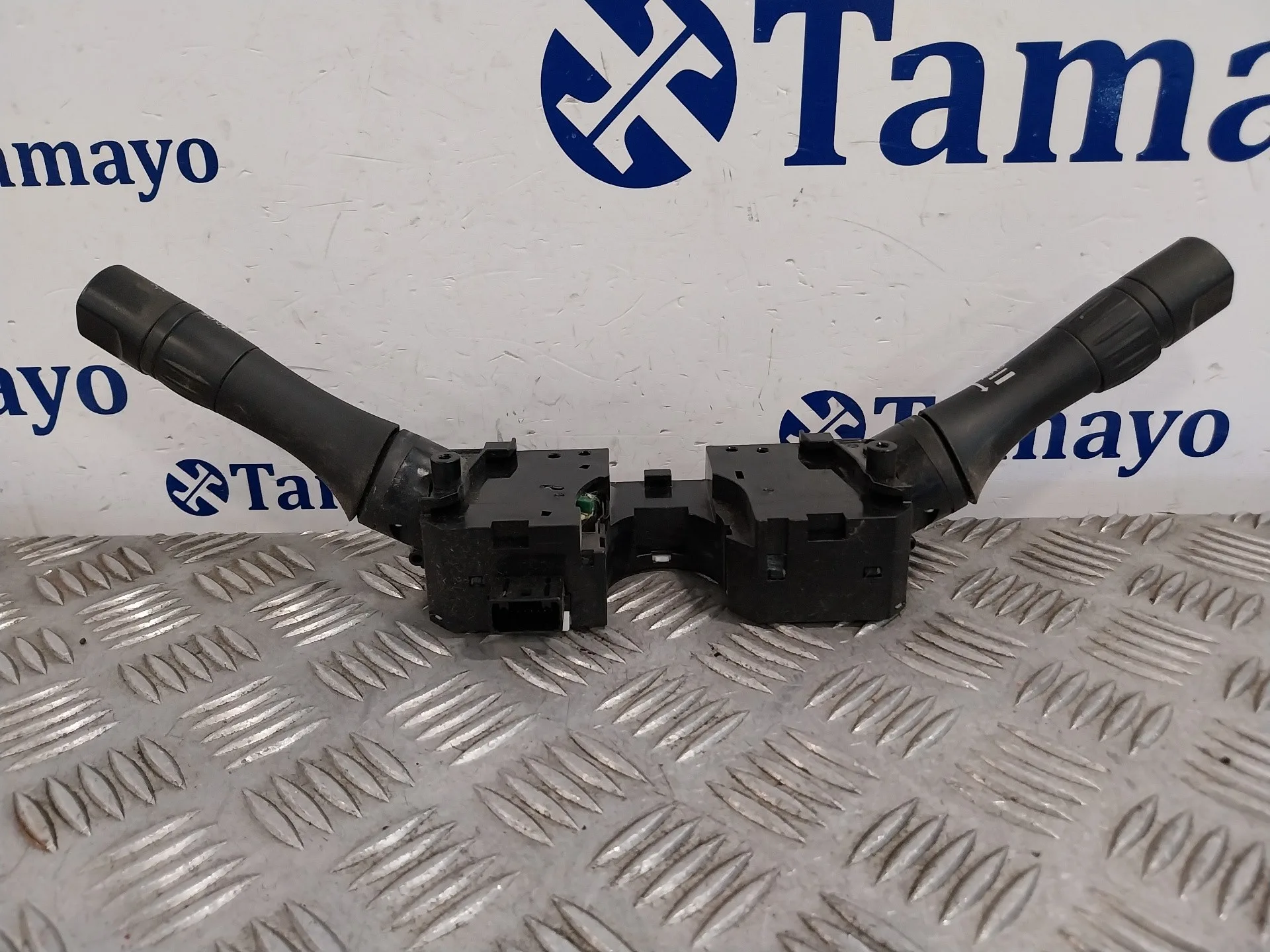 Mando Multifuncion para Nissan Juke (F15)