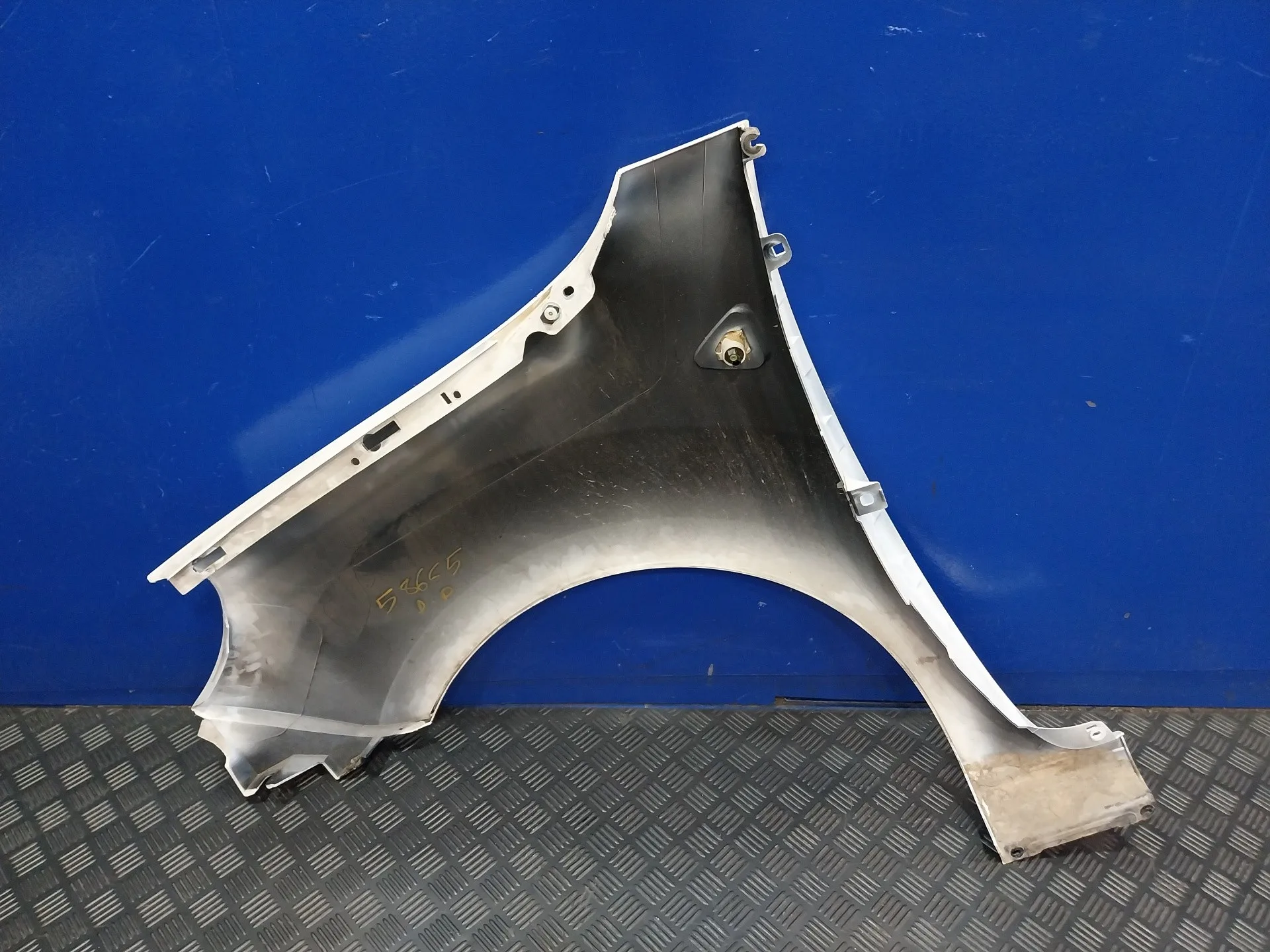 Aleta Delantera Derecha para Renault Kangoo (F/Kc0)