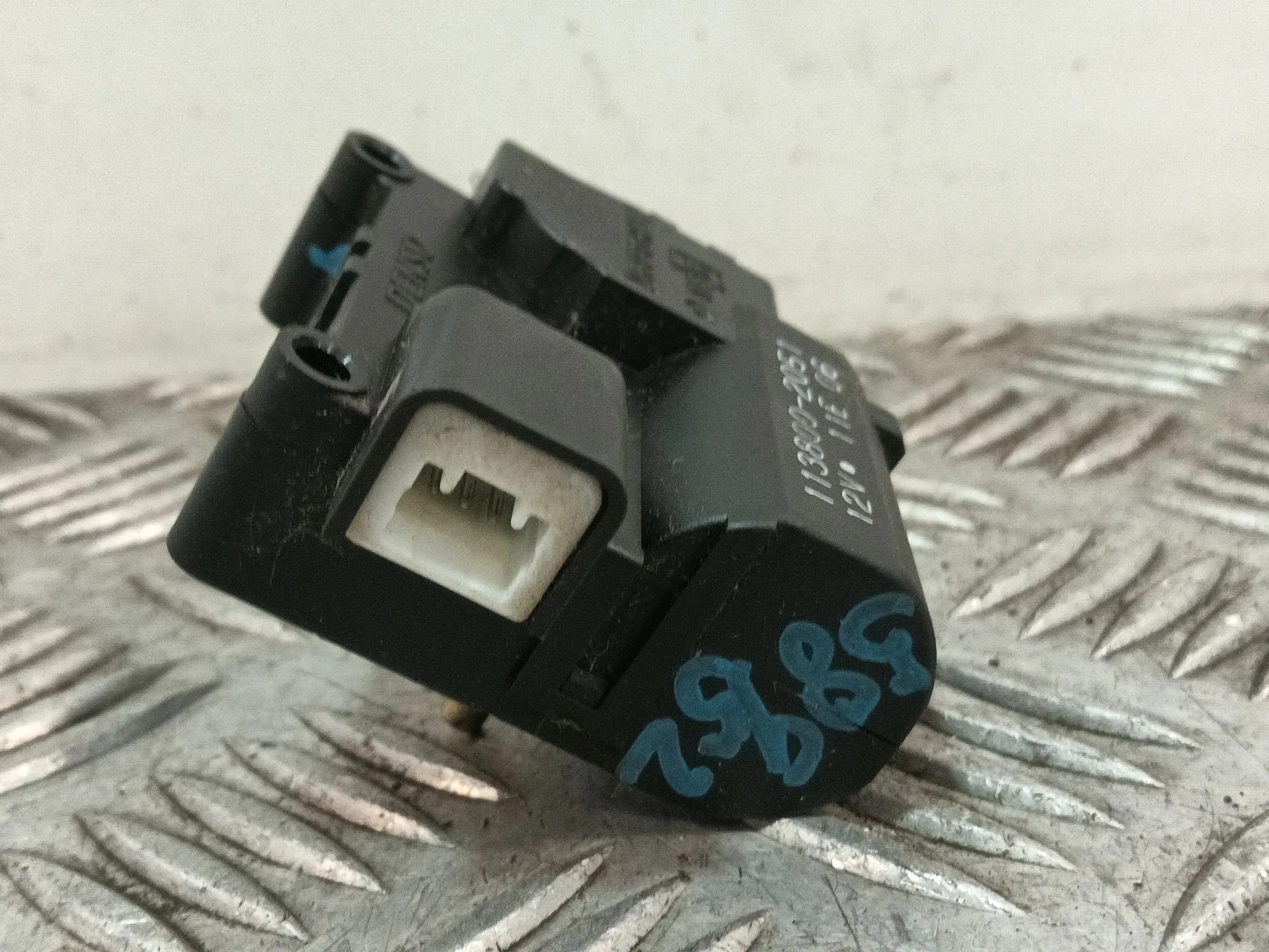 Motor Apertura Trampillas Climatizador para Toyota Corolla Verso (R1)