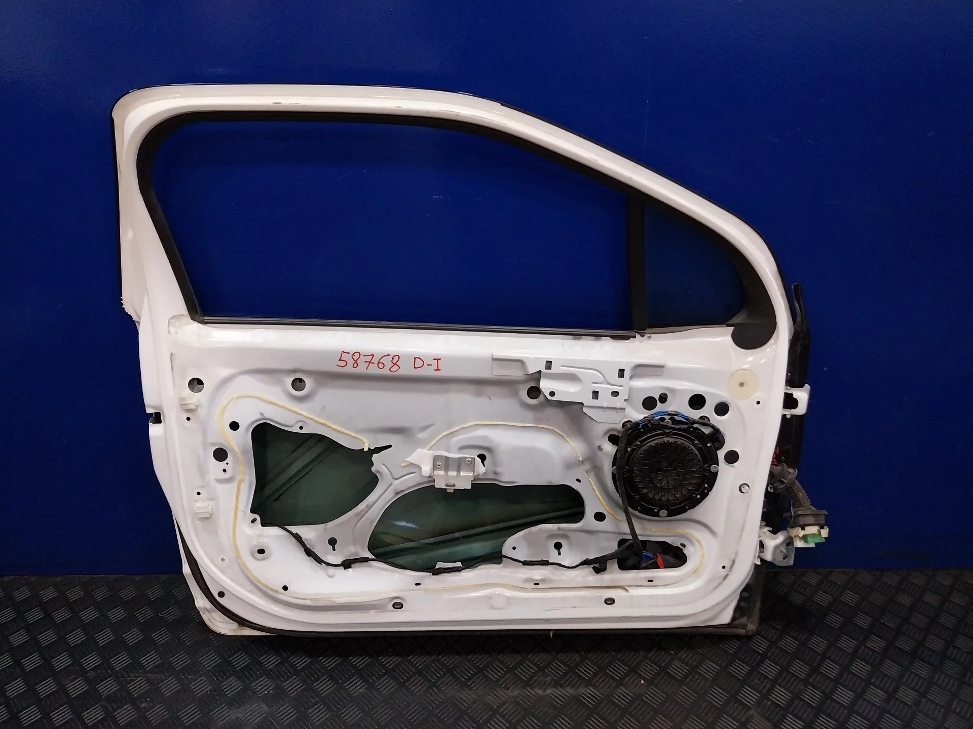 Puerta Delantera Izquierda para Citroën Ds3