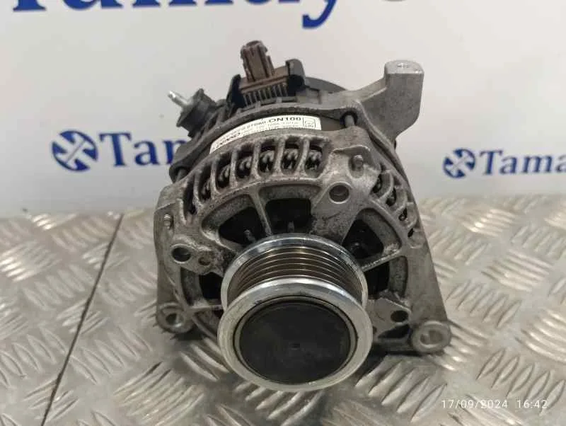 Alternador para Toyota Auris (_E18_)