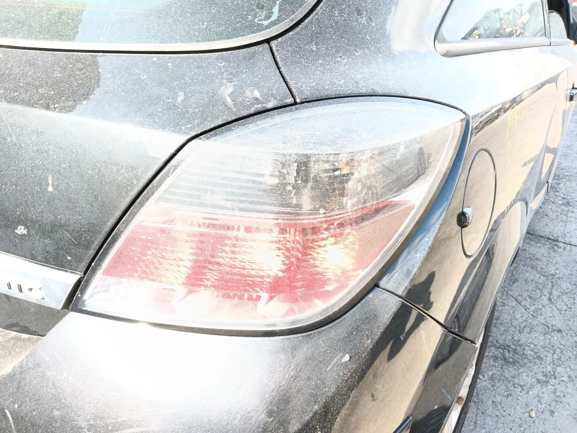 Piloto Trasero Derecho para Opel Astra H Gtc (A04)
