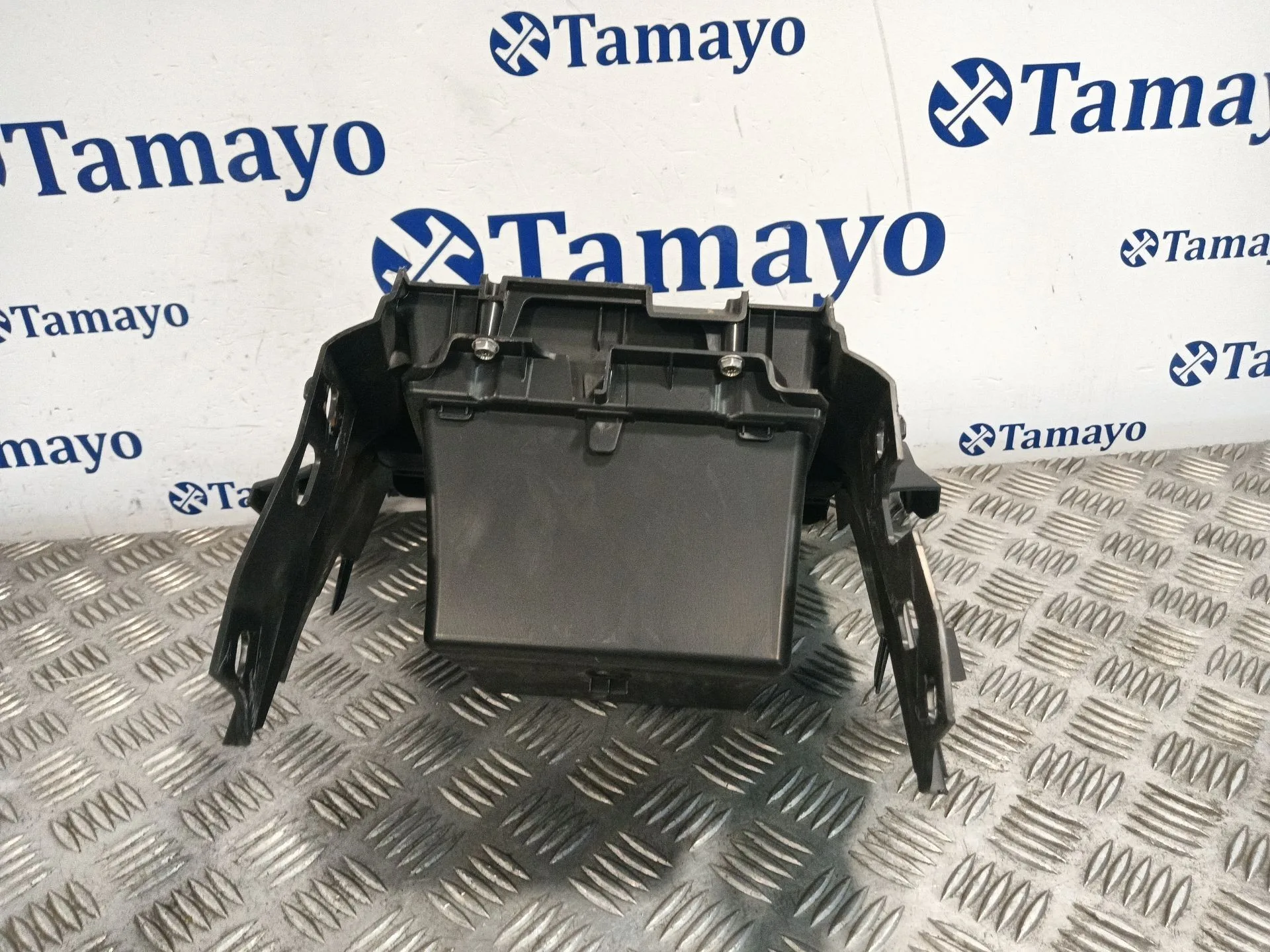Moldura para Mitsubishi Outlander (Cw0)