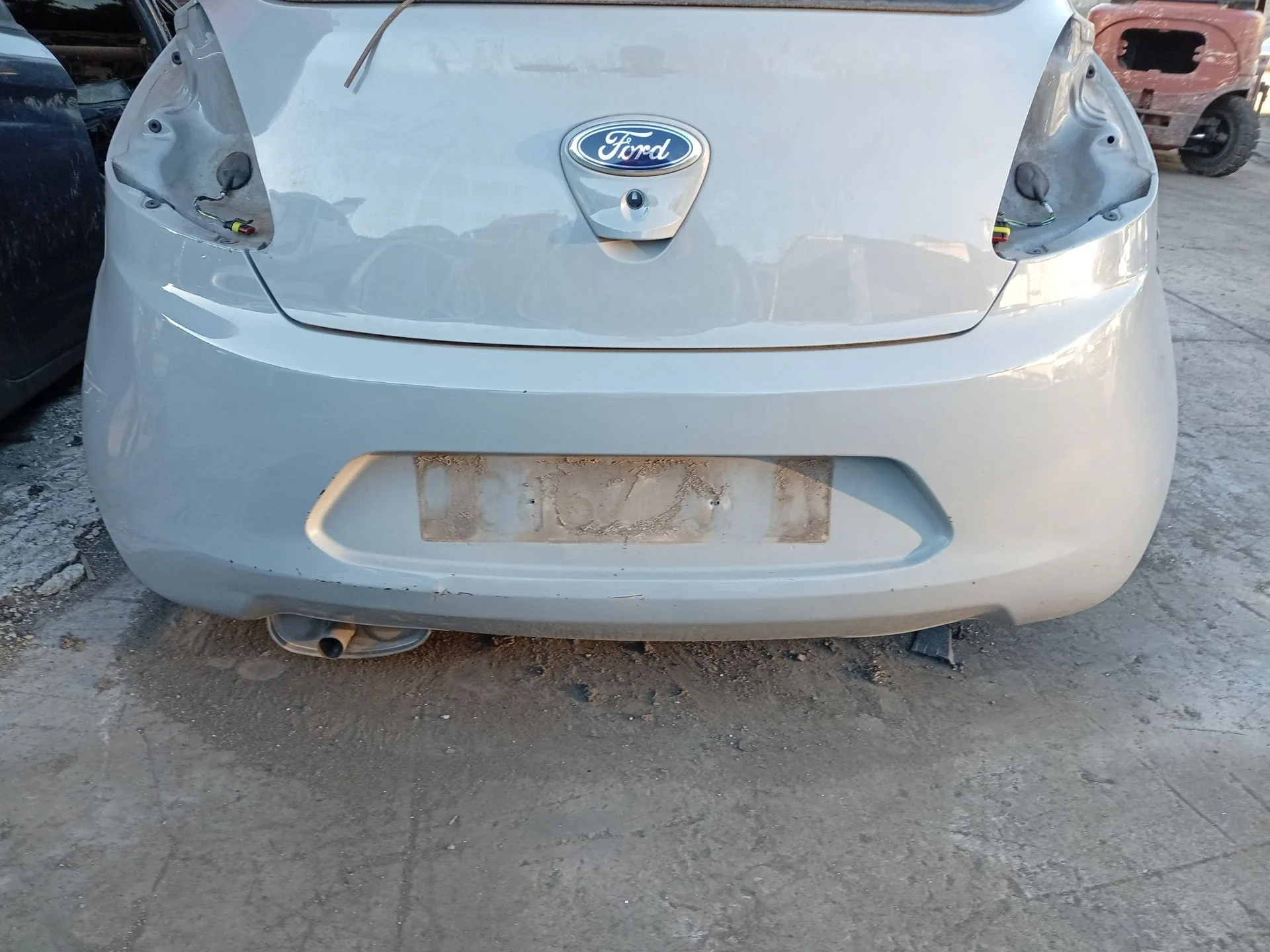 Paragolpes Trasero para Ford Ka (Ru8)