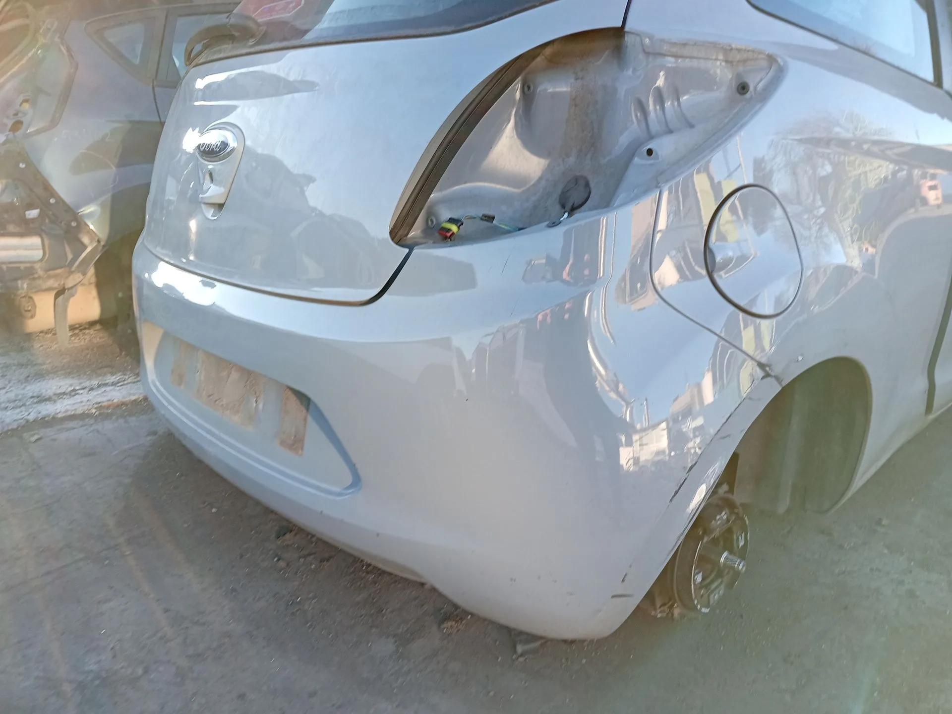 Paragolpes Trasero para Ford Ka (Ru8)