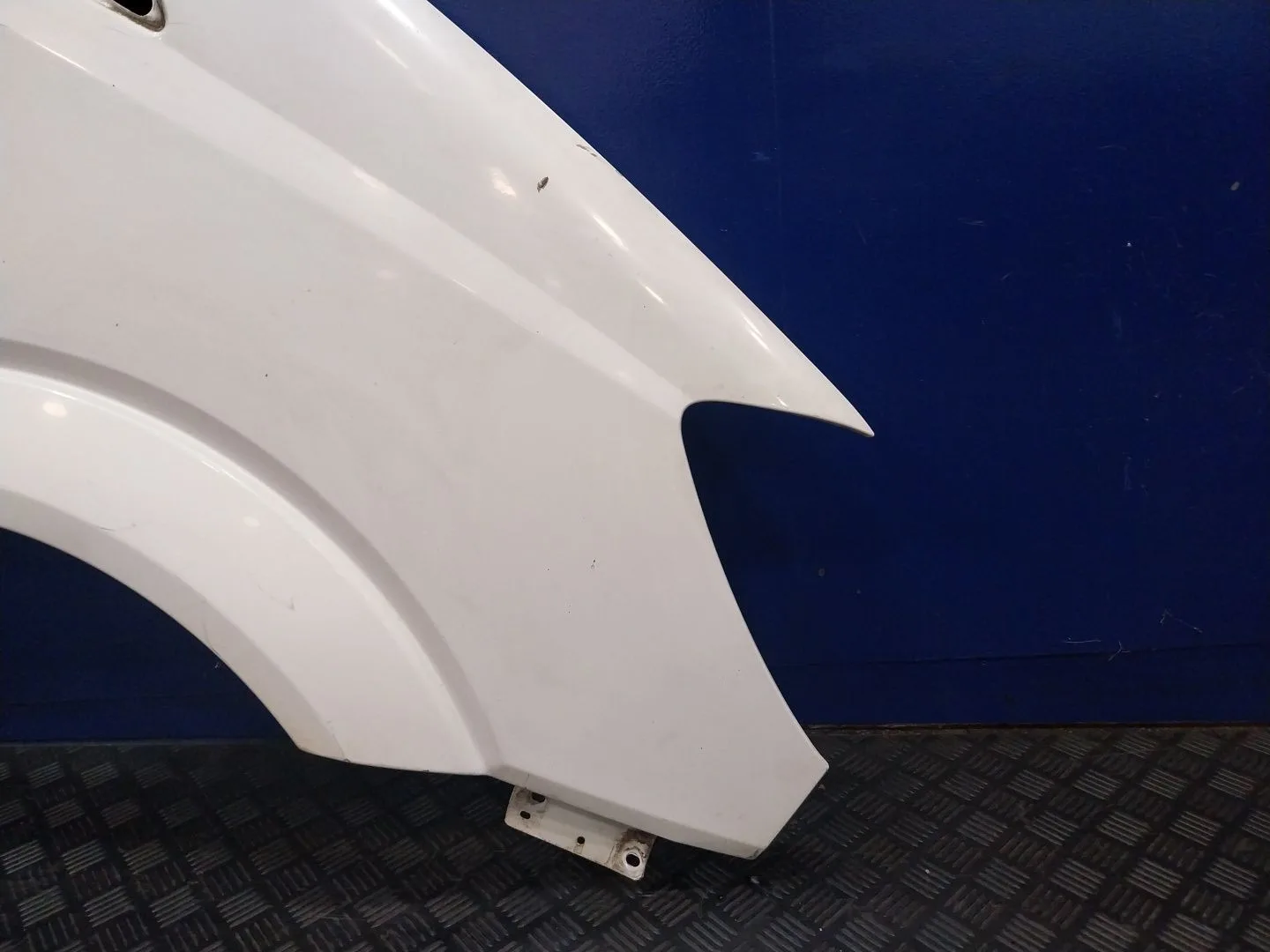 Aleta Delantera Derecha para Mercedes-Benz Sprinter 5-T Caja/Chasis (B906)
