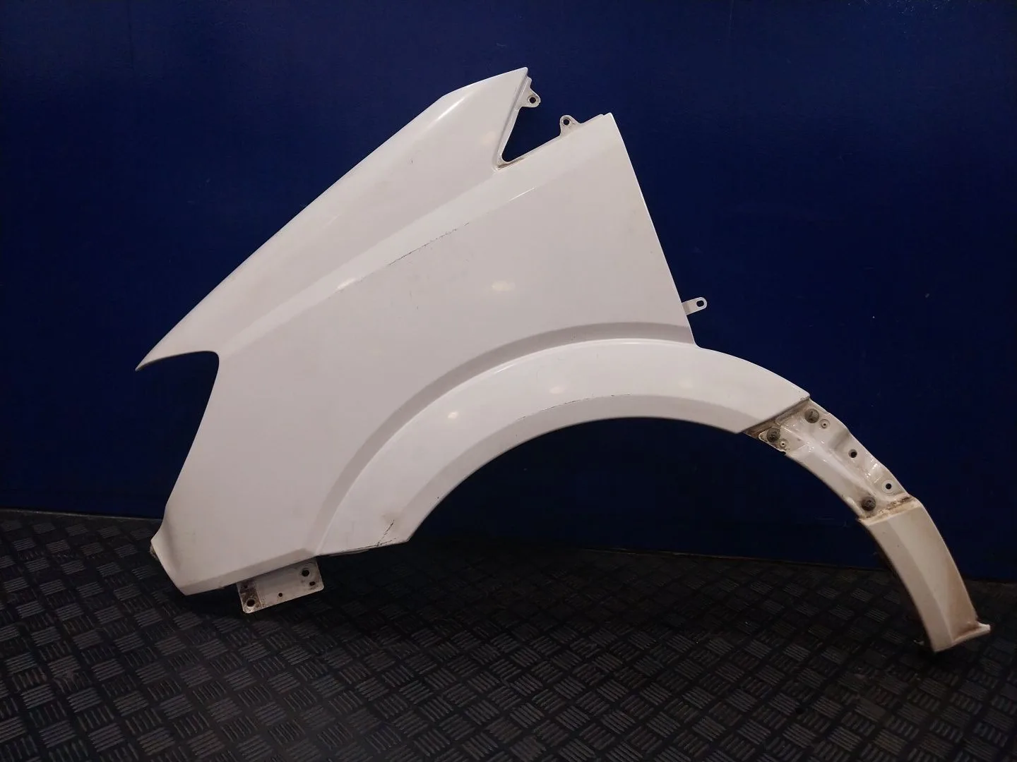 Aleta Delantera Izquierda para Mercedes-Benz Sprinter 5-T Caja/Chasis (B906)