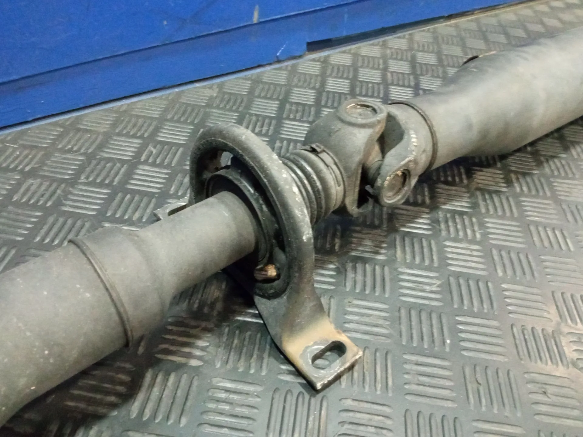 Cardan para Volkswagen Crafter Caja Cerrada