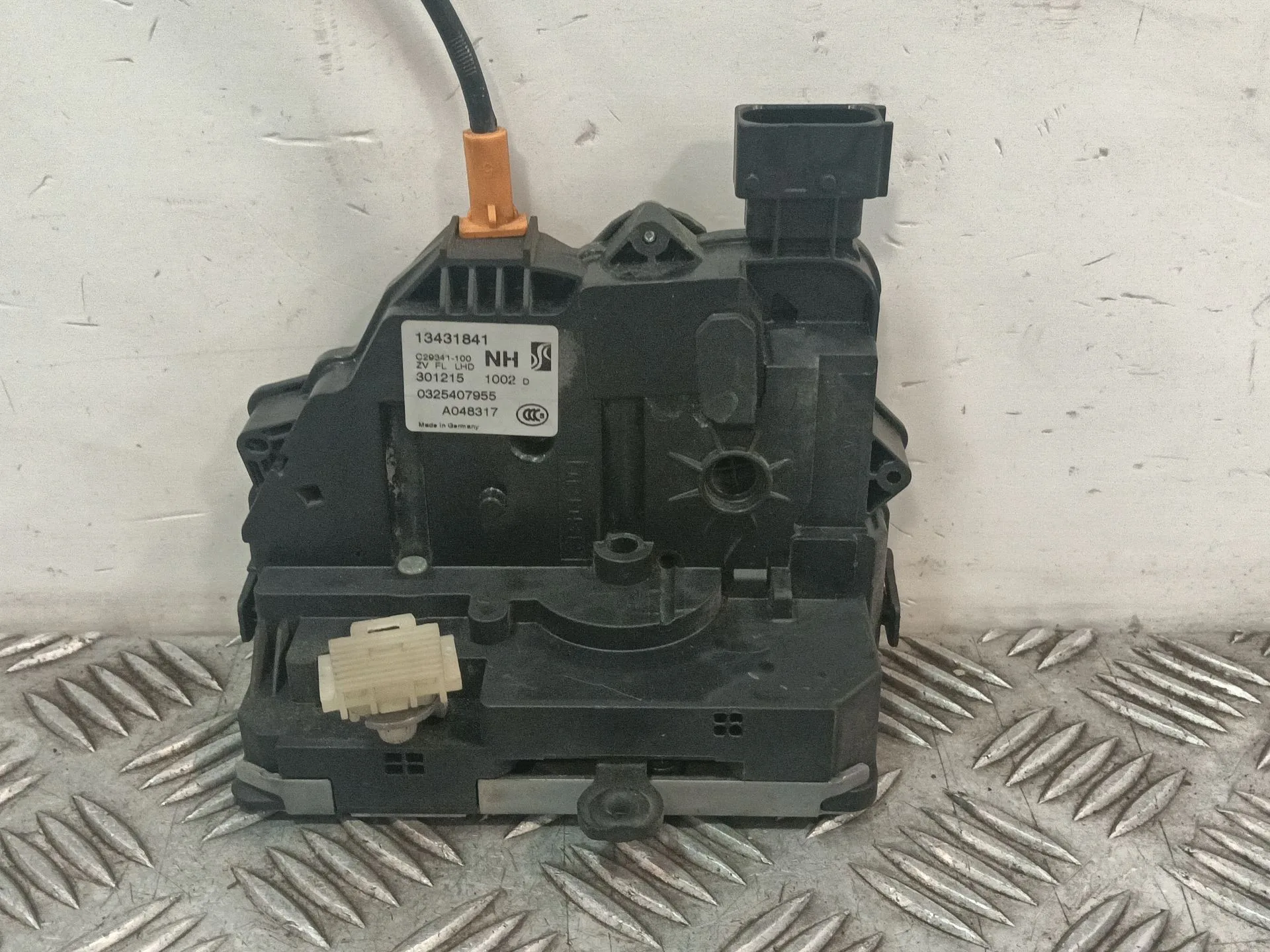 Cerradura Puerta Delantera Izquierda para Opel Corsa E Furgoneta/Hatchback (X15)