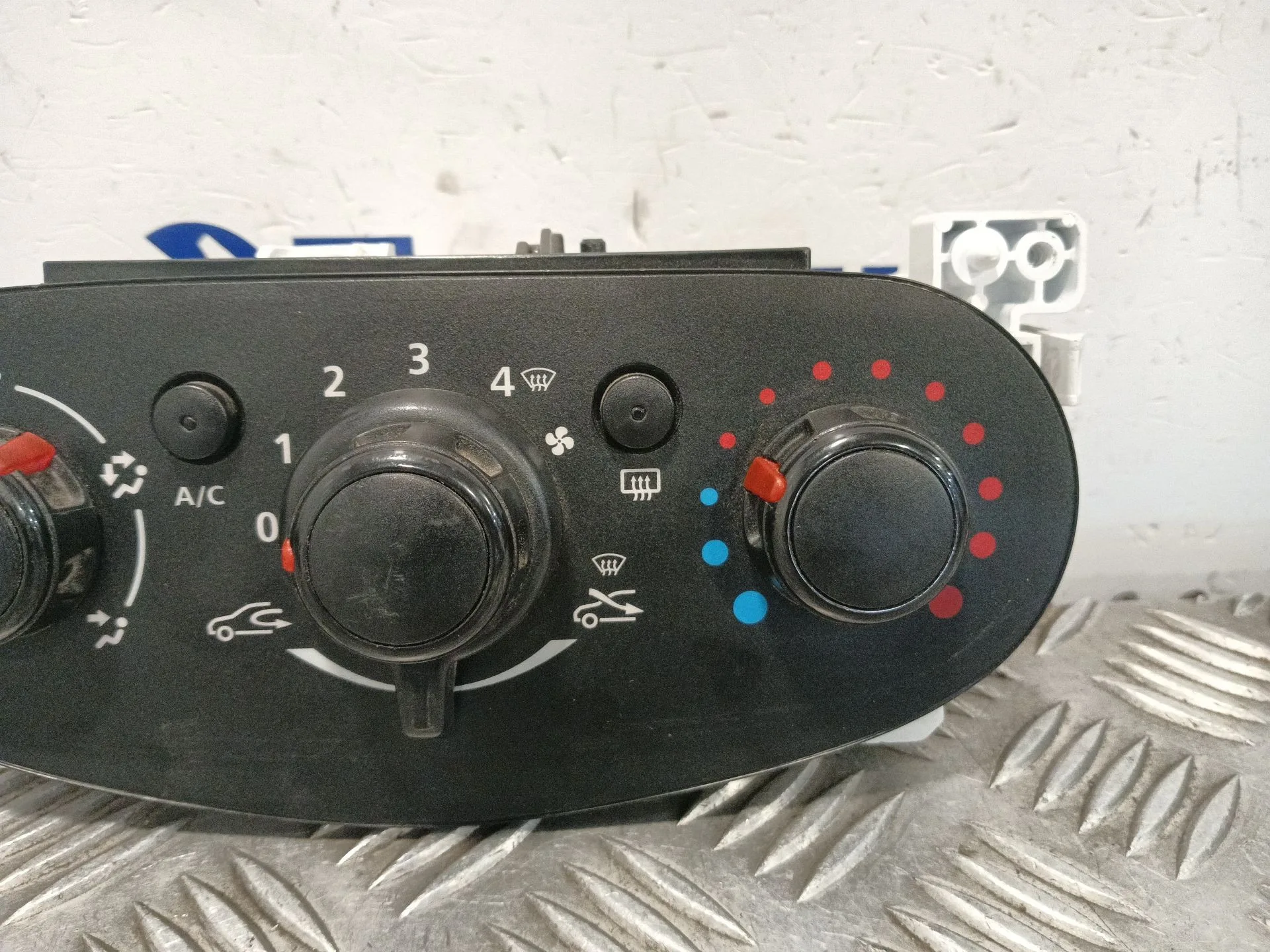 Mando Climatizador para Dacia Sandero