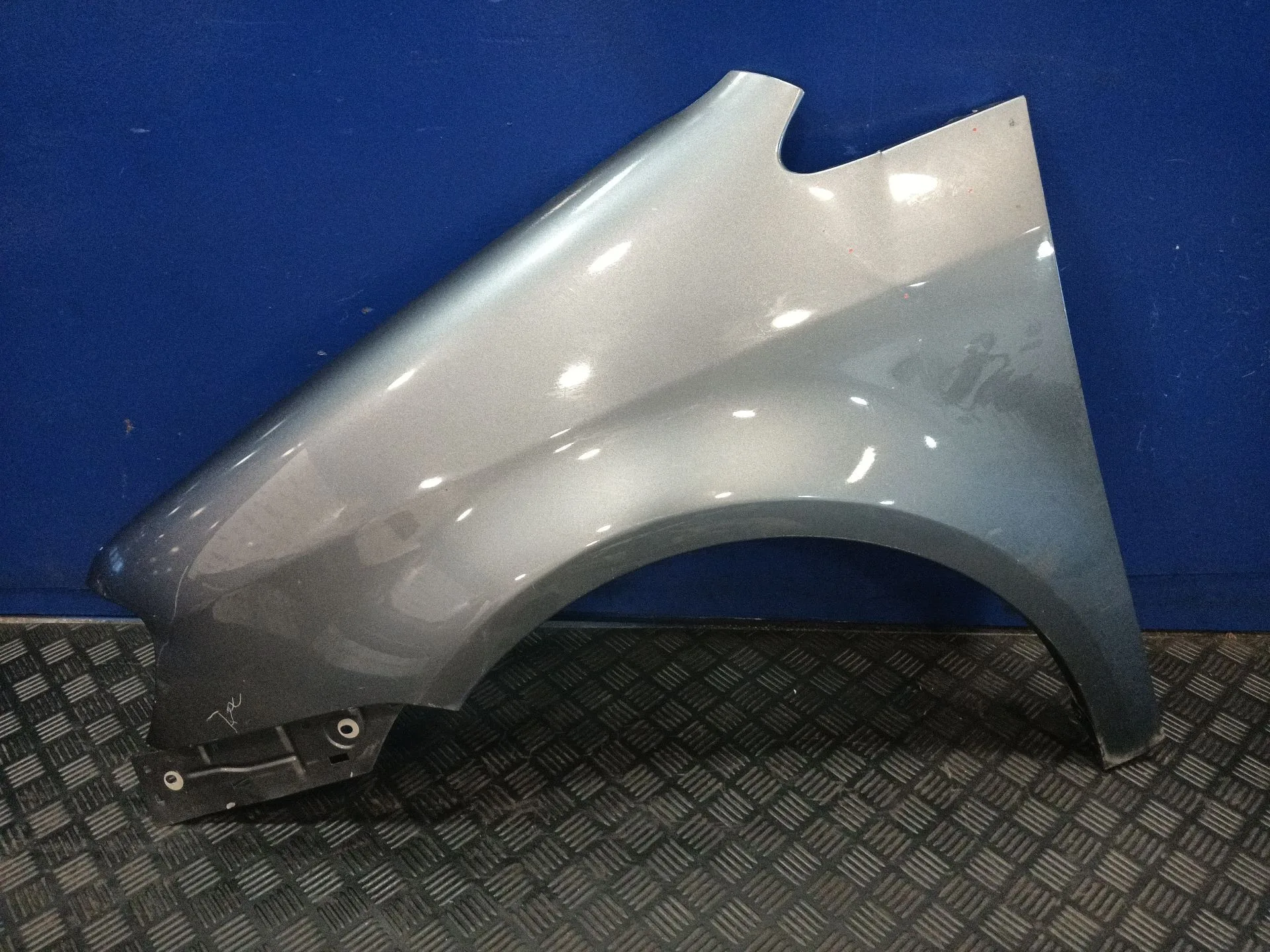 Aleta Delantera Izquierda para Volkswagen Touran (1T1)