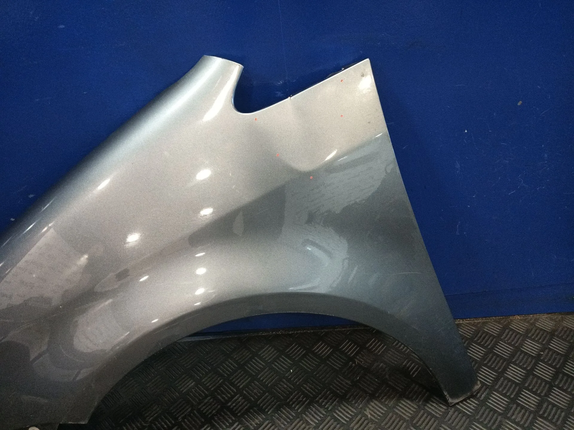 Aleta Delantera Izquierda para Volkswagen Touran (1T1)