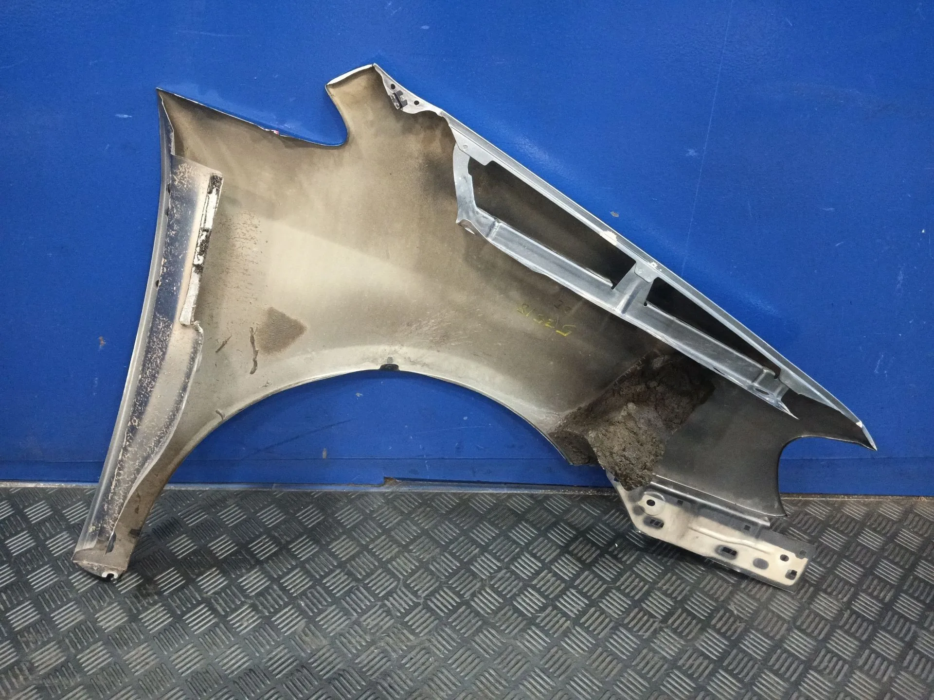 Aleta Delantera Izquierda para Volkswagen Touran (1T1)
