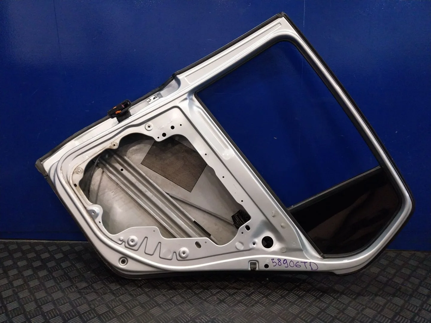 Puerta Trasera Derecha para Volkswagen Golf Vi (5K1)