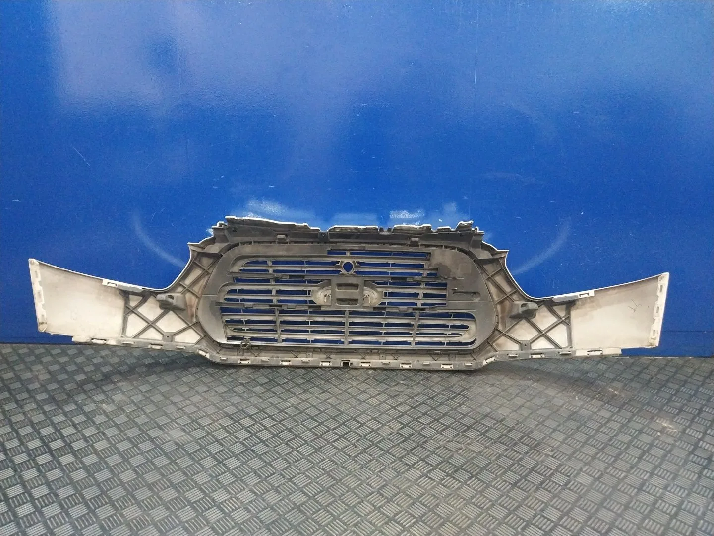 Rejilla Delantera para Ford Transit Kastenwagen (Ttg)