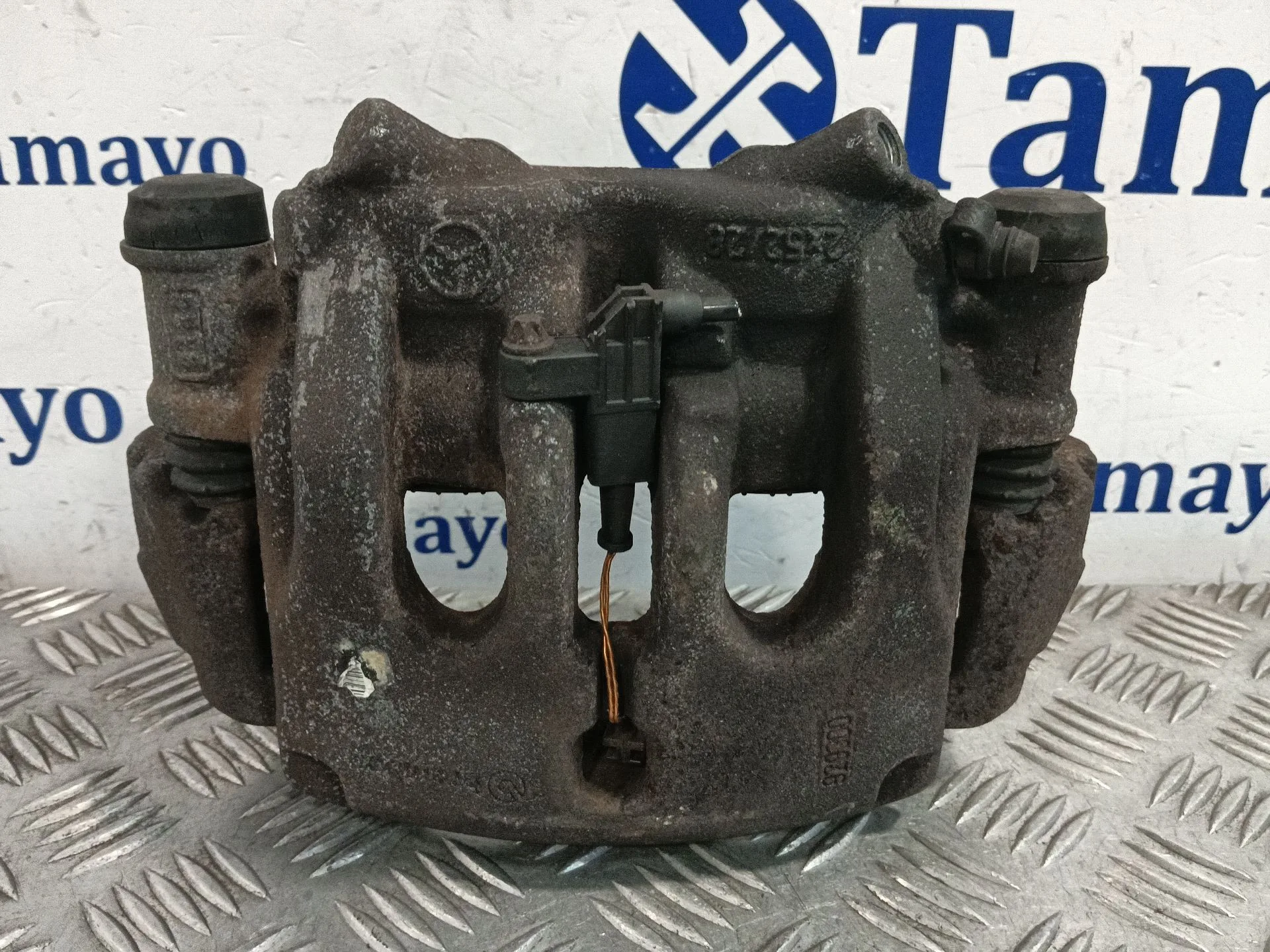 Pinza Freno Delantera Derecha para Mercedes-Benz Sprinter 5-T Caja/Chasis (B906)