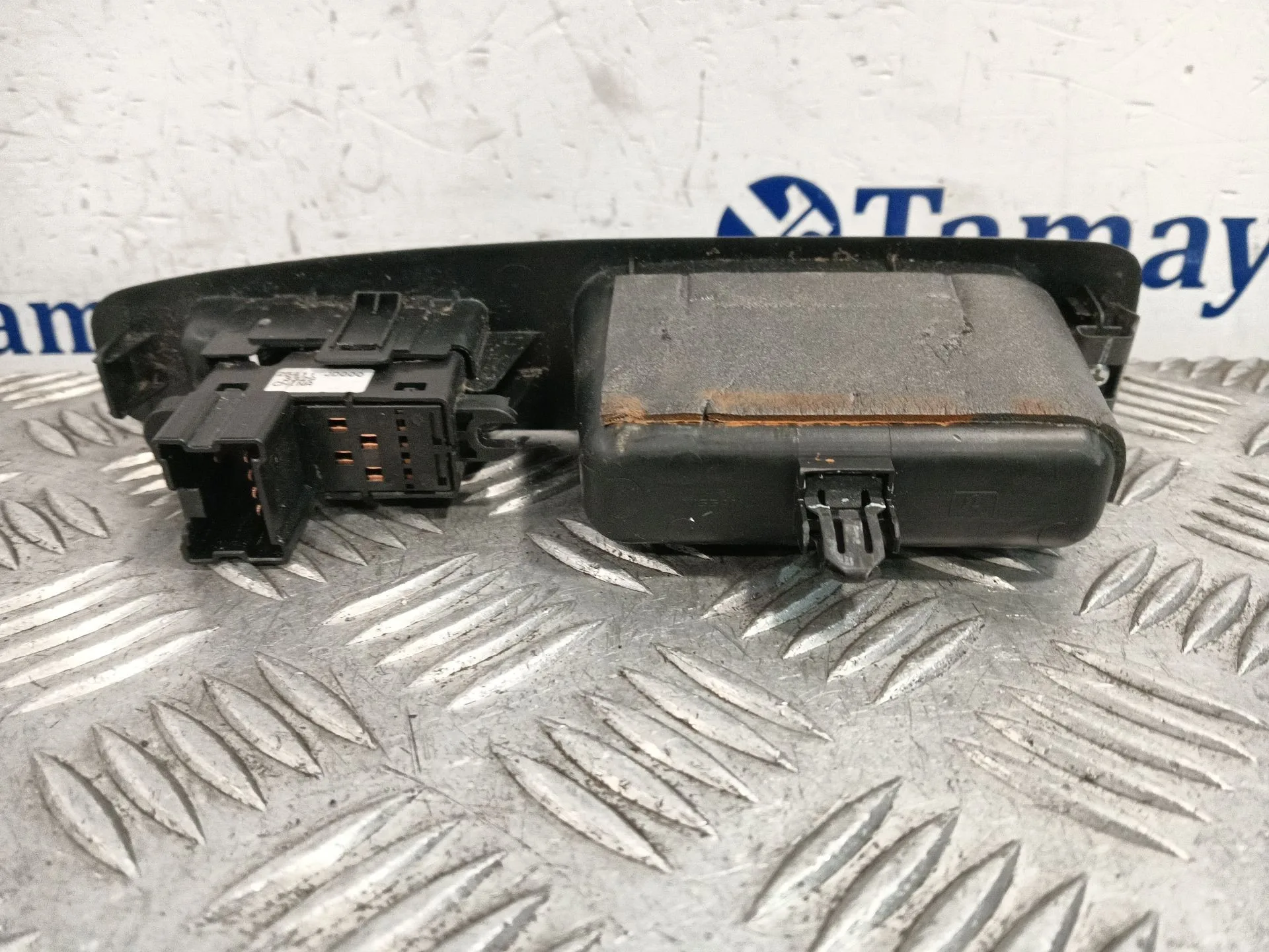 Mando Elevalunas Trasero Derecho para Nissan Qashqai (J10)