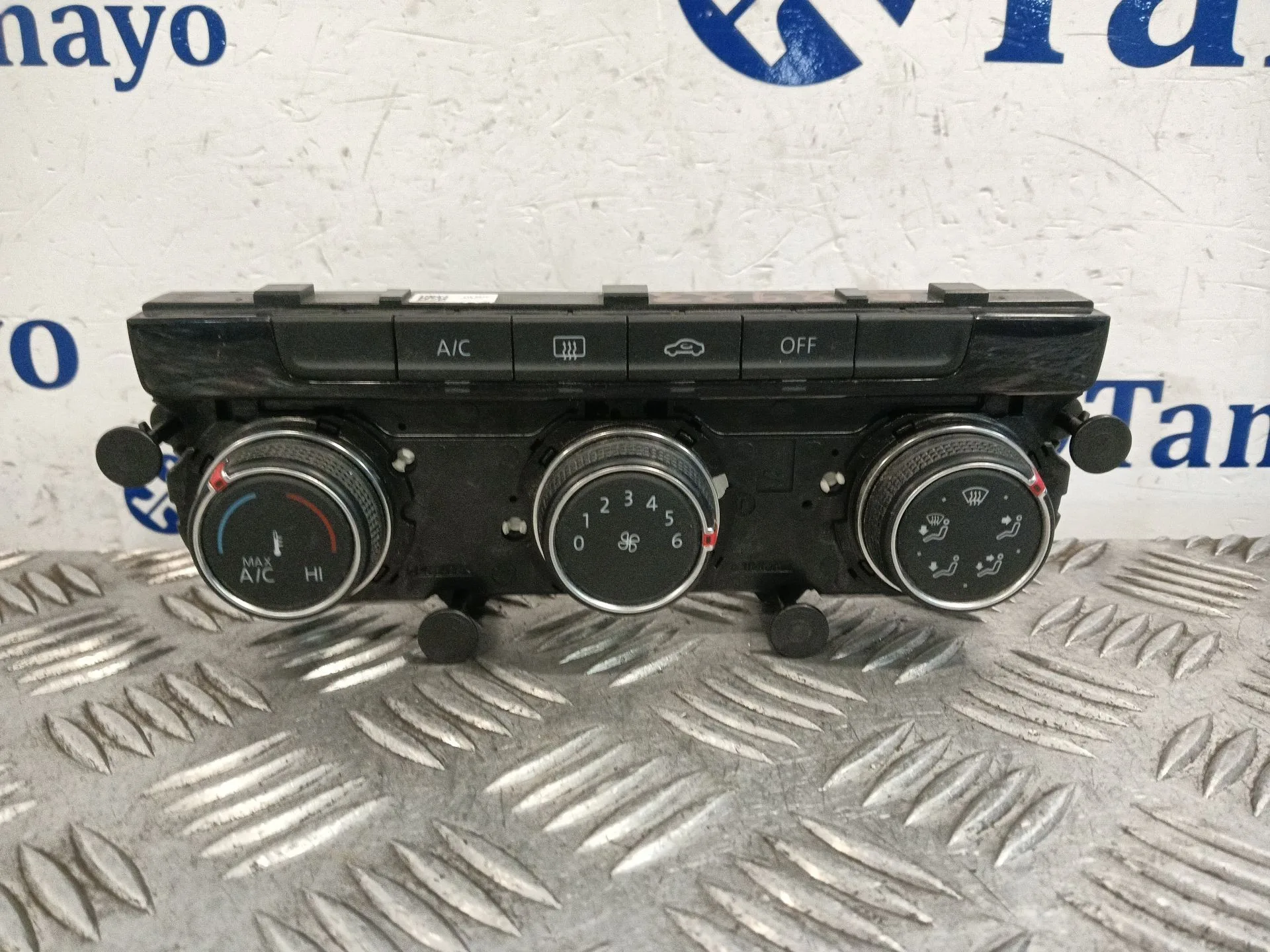 Mando Climatizador para Volkswagen Golf Vii Lim.