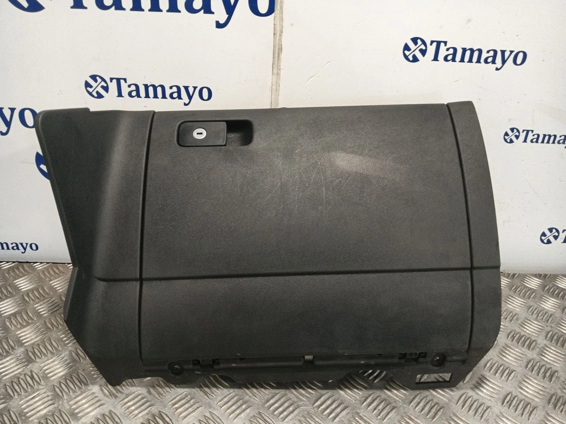Guantera para Volkswagen Golf Vii Lim.