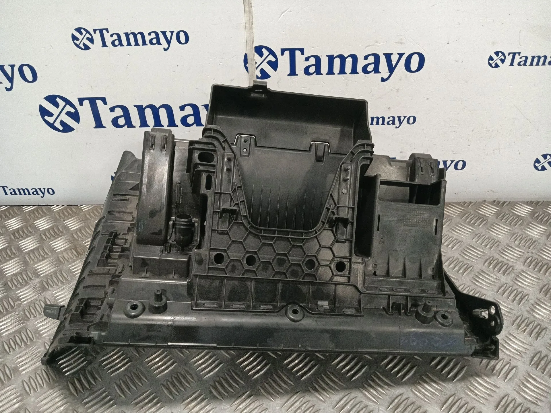 Guantera para Volkswagen Golf Vii Lim.
