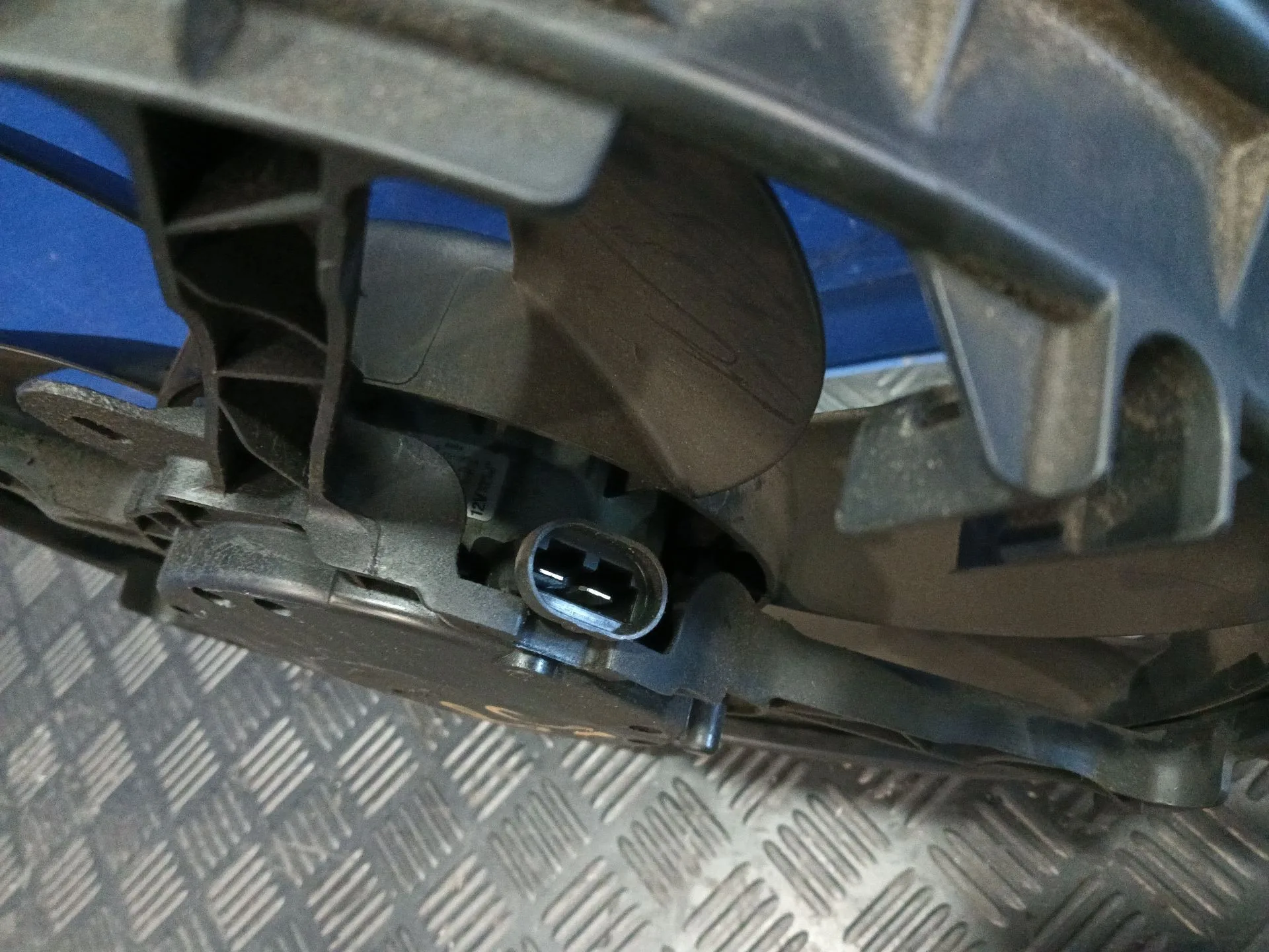 Electroventilador para Renault Scenic Iii (Jz0/1_)