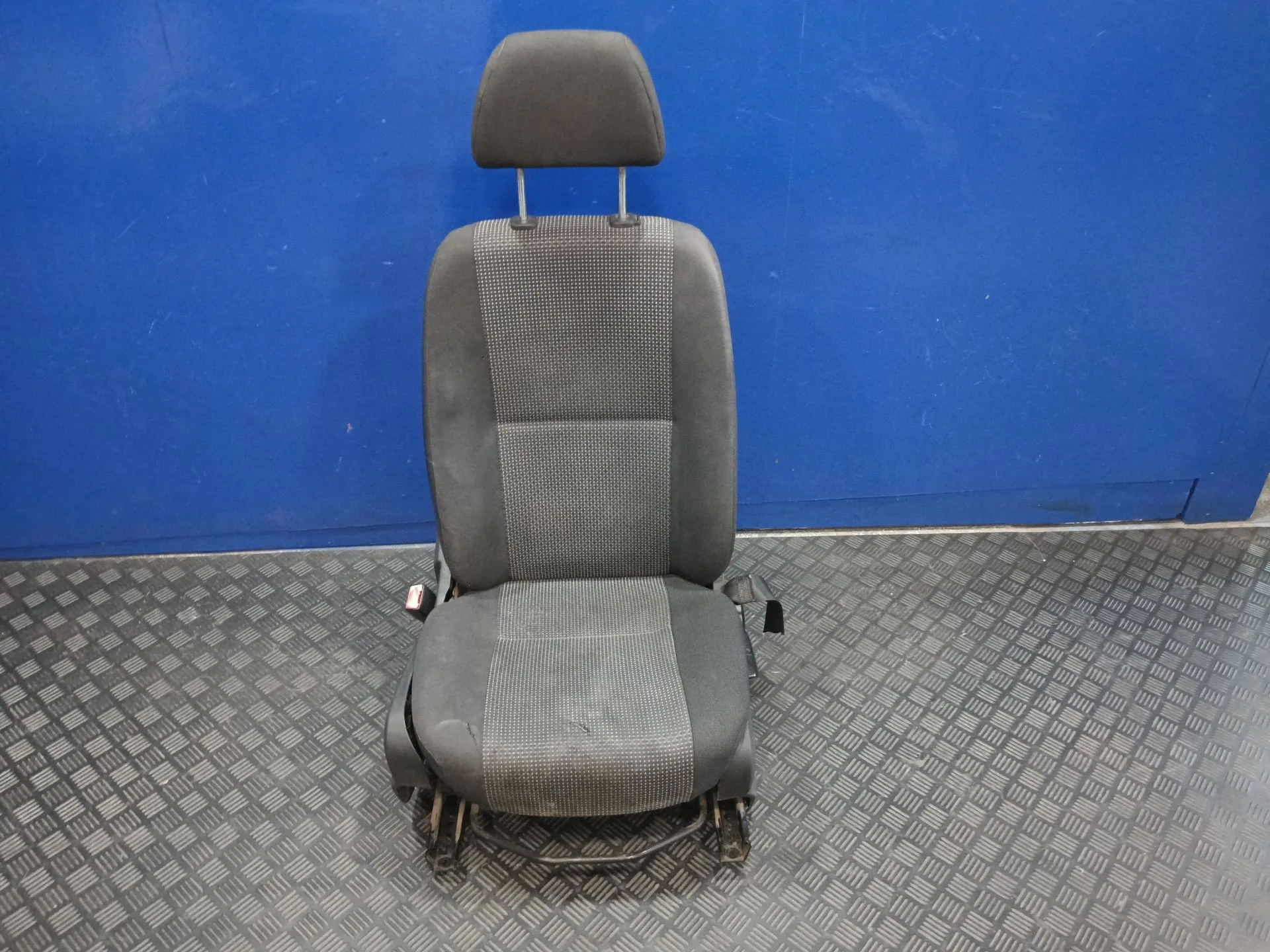 Asiento Delantero Izquierdo para Mercedes-Benz Sprinter 5-T Caja/Chasis (B906)