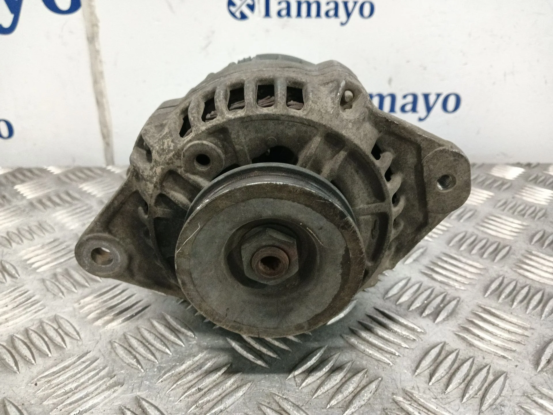 Alternador para Nissan Terrano/Terrano.ii (R20)