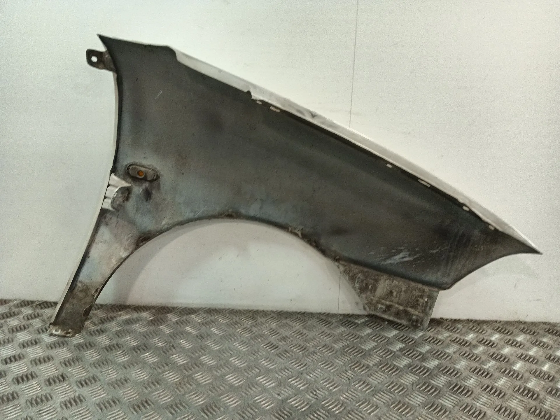 Aleta Delantera Izquierda para Seat Ibiza Iii (6L1)